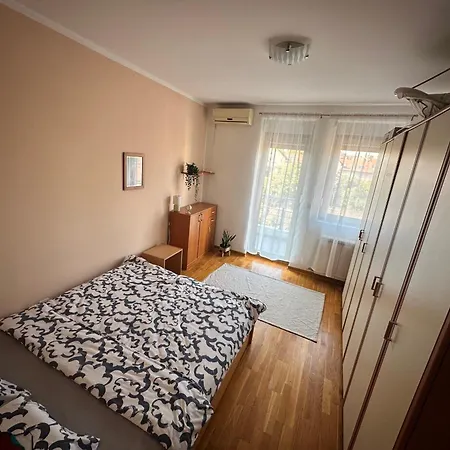 Apartament Angela With 2 Balconies *