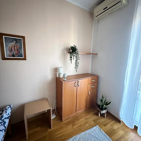 Angela With 2 Balconies * 贝尔格莱德